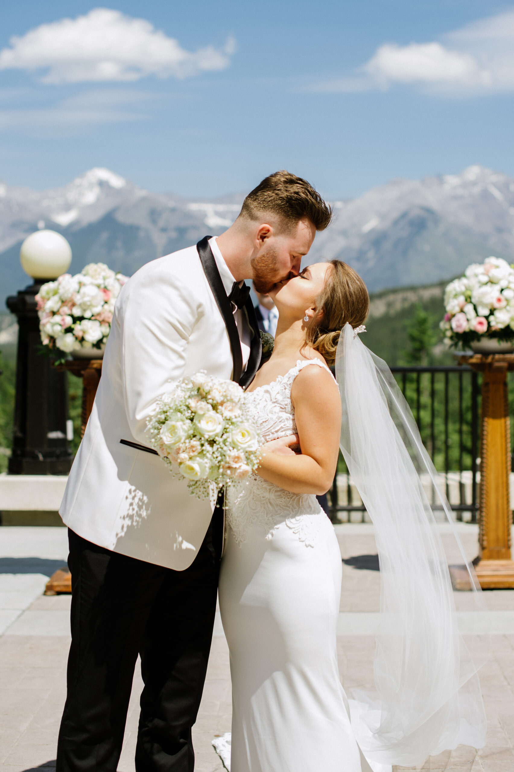 Alyssia_Jonah_Banff_Springs_Hotel__Wedding_2020_CDSPhoto_HR_005