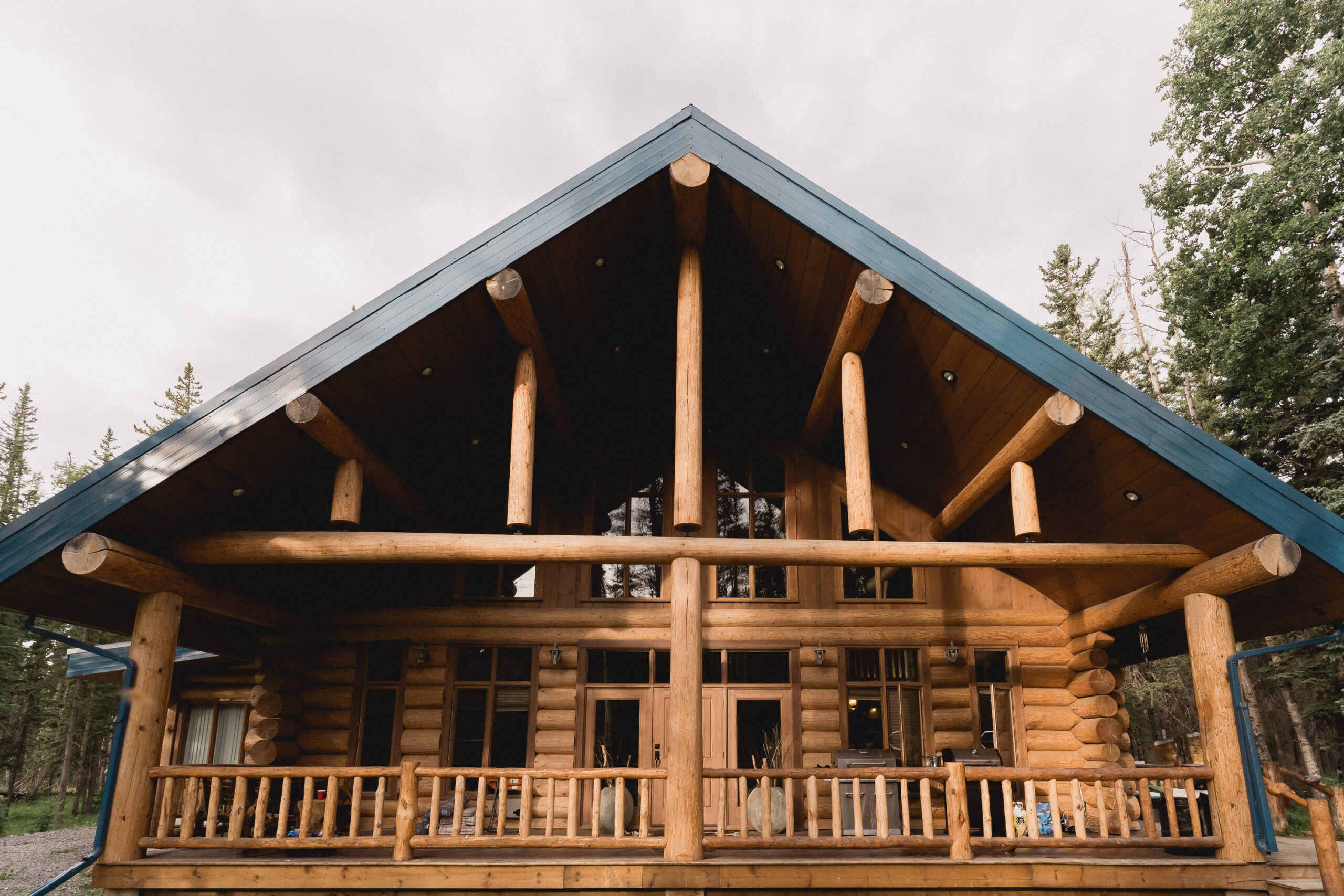 Classic Elegant Log Cabin Wedding Venue