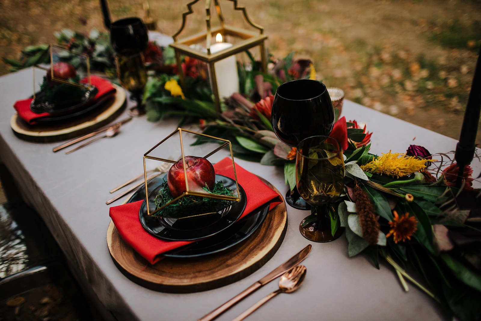 Save The Date Weddings – Red Tin Barn