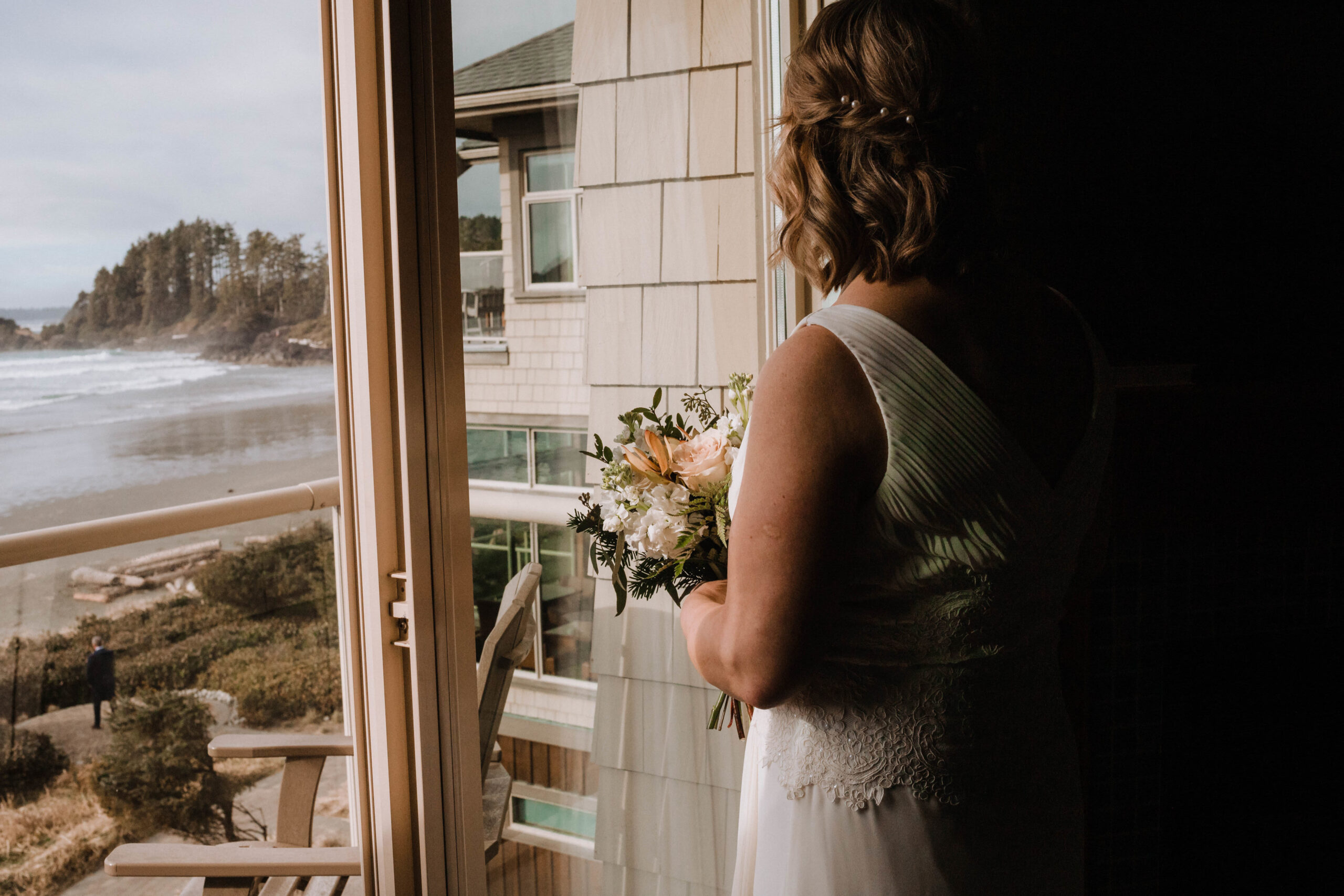 Lori and Jason – Long Beach Lodge Elopement_Megan Maundrell Photography (16 of 231)