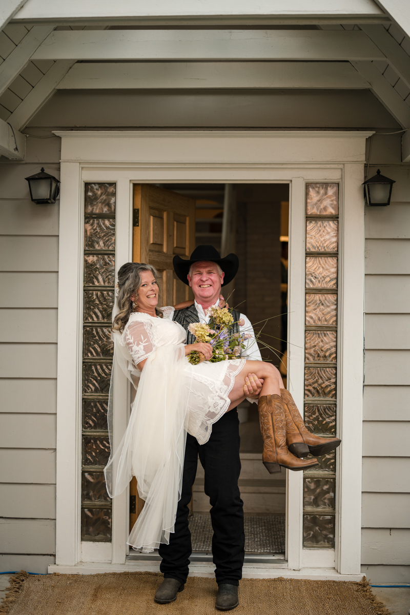 Kelowna Wedding Photographers Memorable and Vibrant Okanagan Photography-29