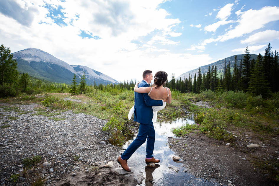 spruce meadows weddding ceremony and carriage house inn receptio