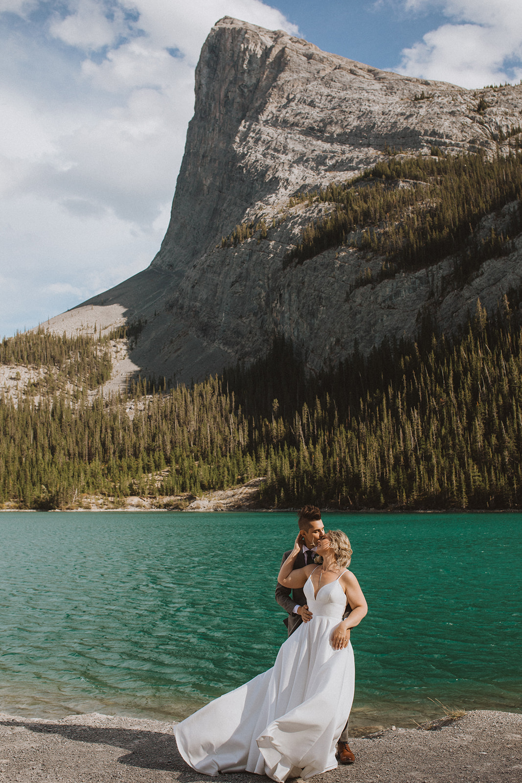 Lindsey & Kevin Canmore Wedding