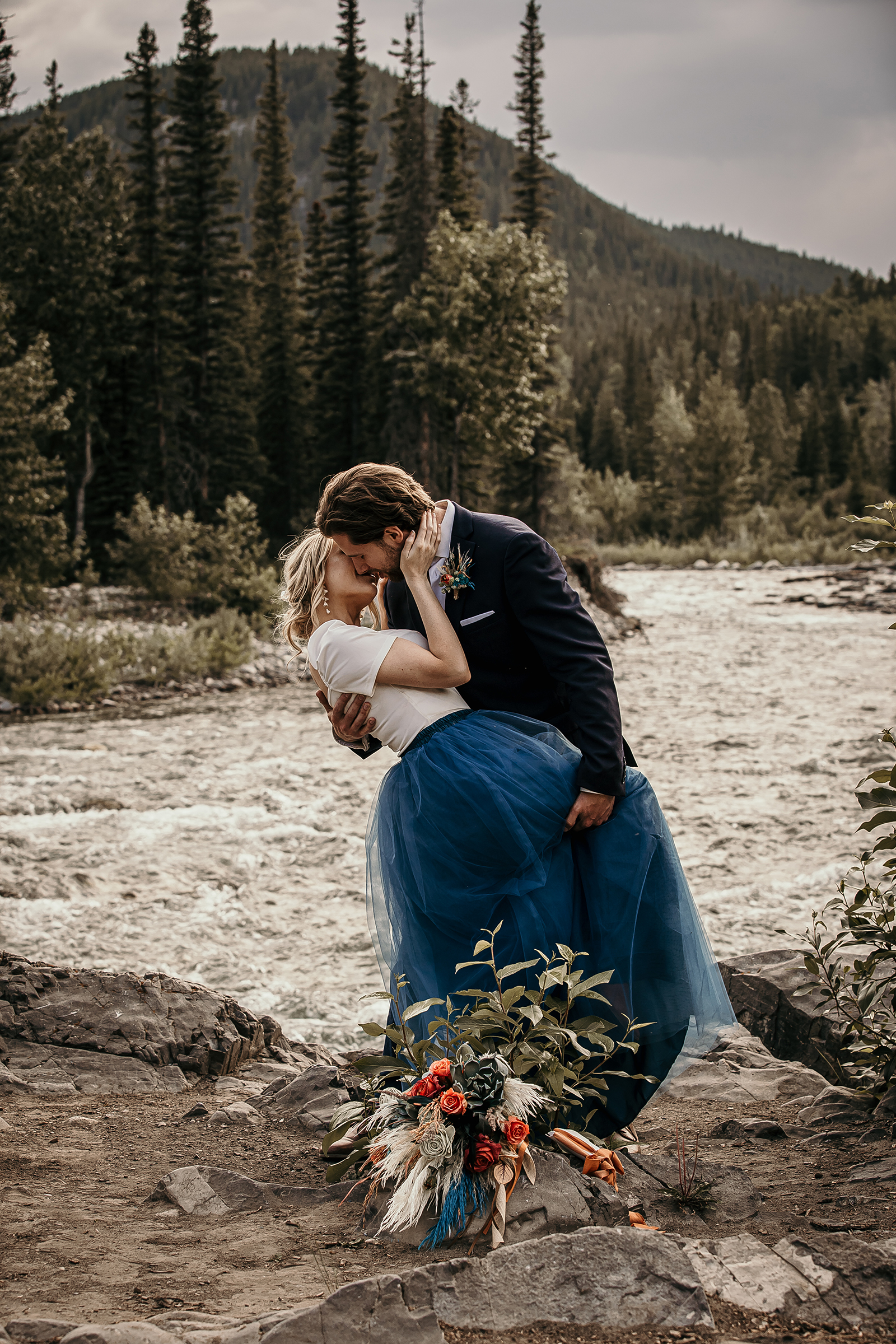 KellySzottElopements-RockyMountainHorsebackElopement(18)