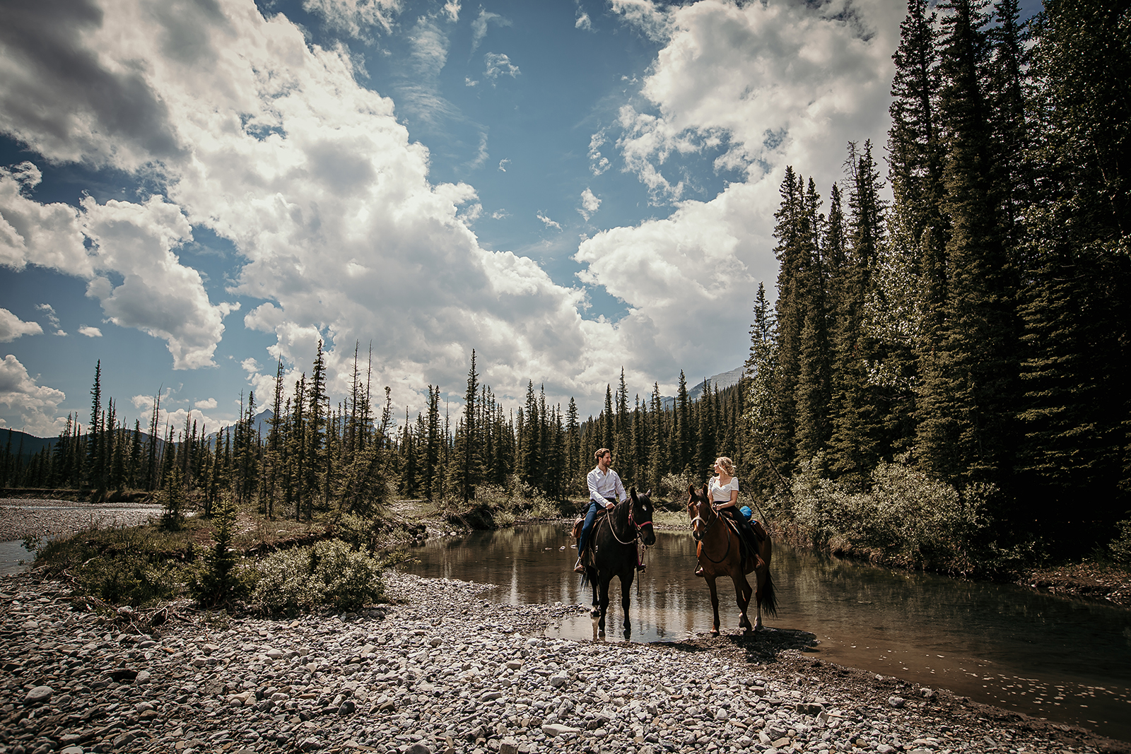 KellySzottElopements-RockyMountainHorsebackElopement(3)