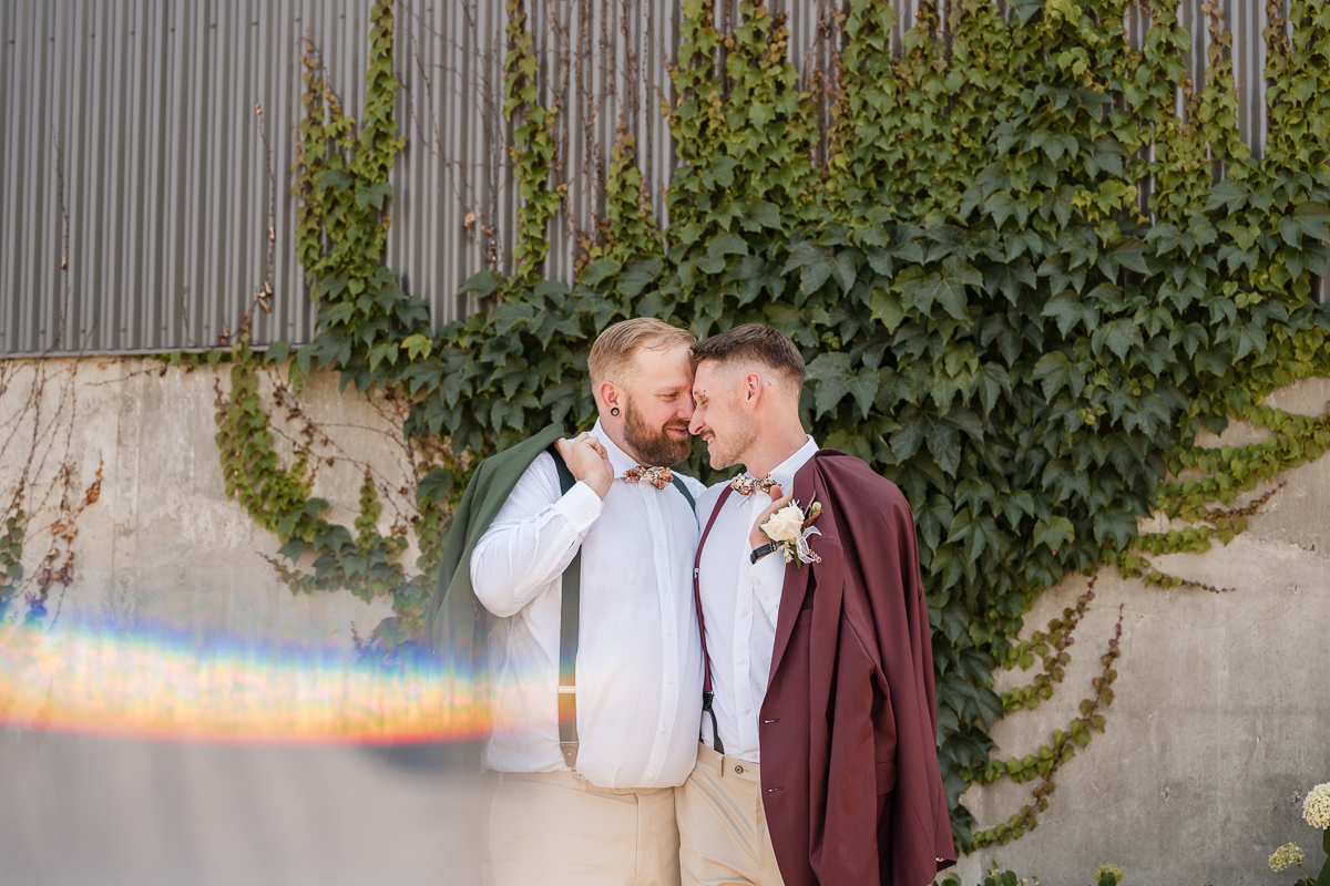 Kelowna Wedding Photographers Memorable and Vibrant Okanagan Photography-17