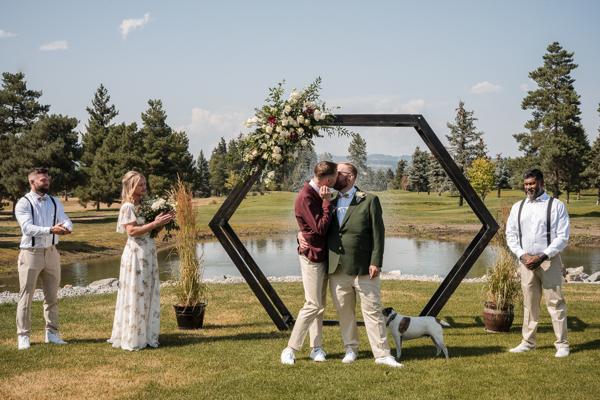 Kelowna Wedding Photographers Memorable and Vibrant Okanagan Photography-46