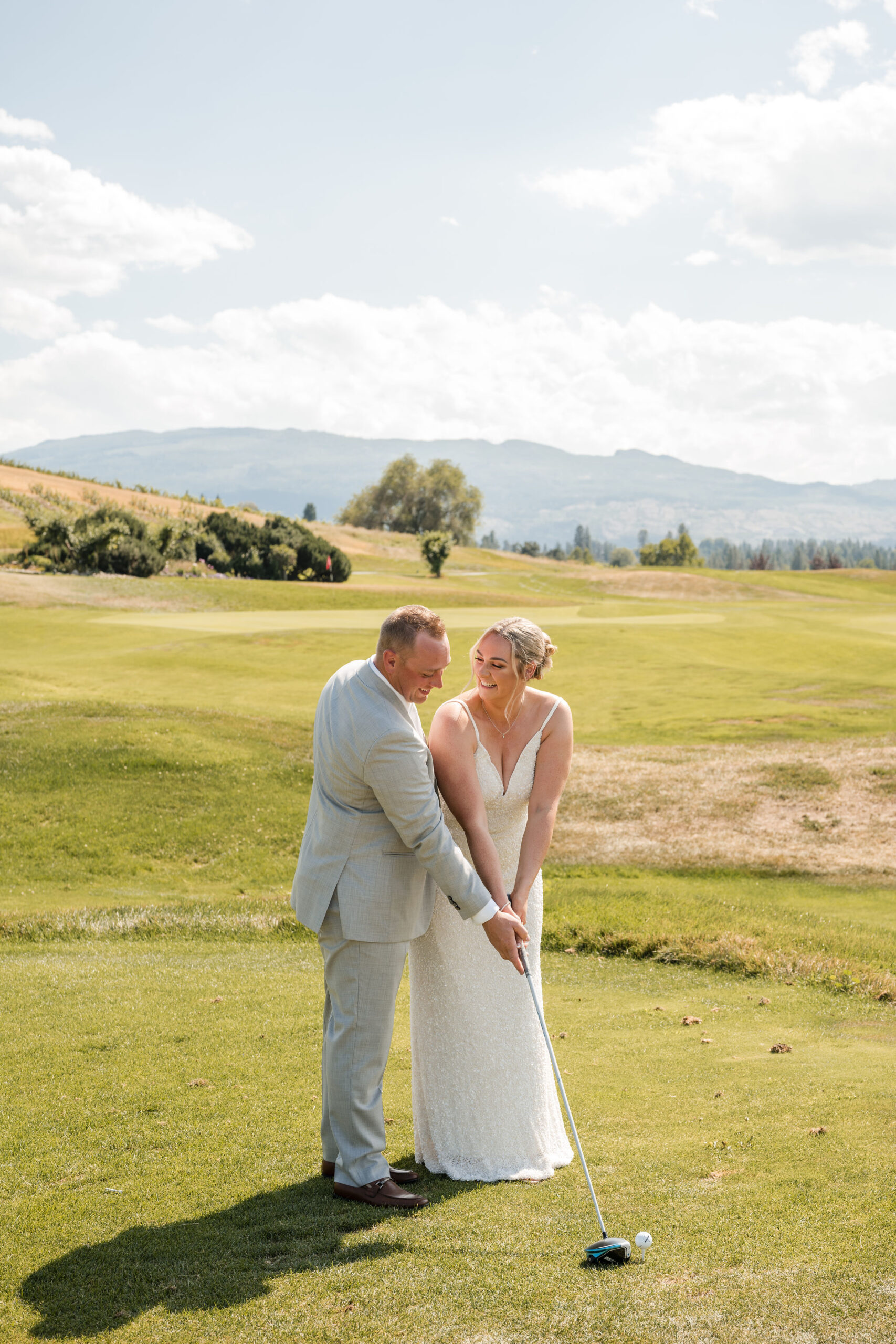 KelownaWeddingPhotographersMemorableandVibrantOkanaganPhotography-215