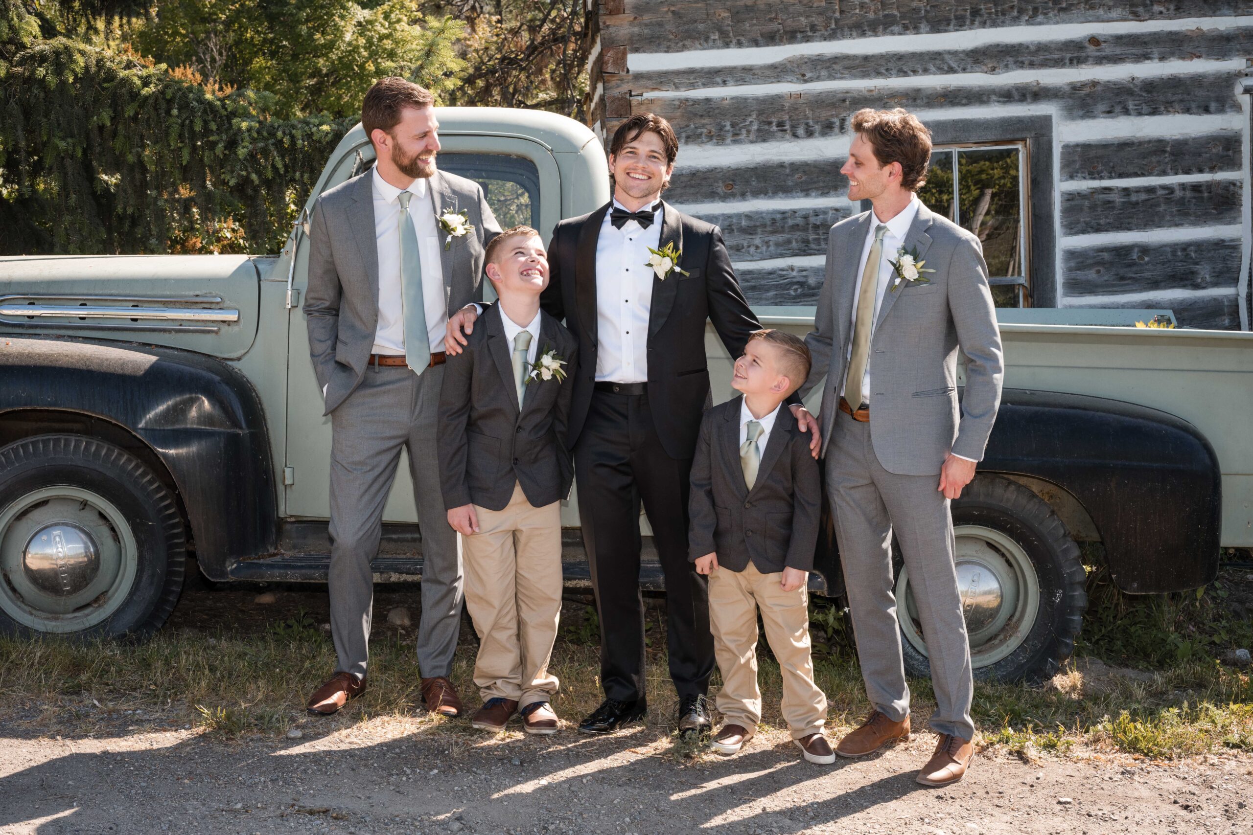 Kelowna Wedding Photographers Memorable and Vibrant Okanagan Photography-19