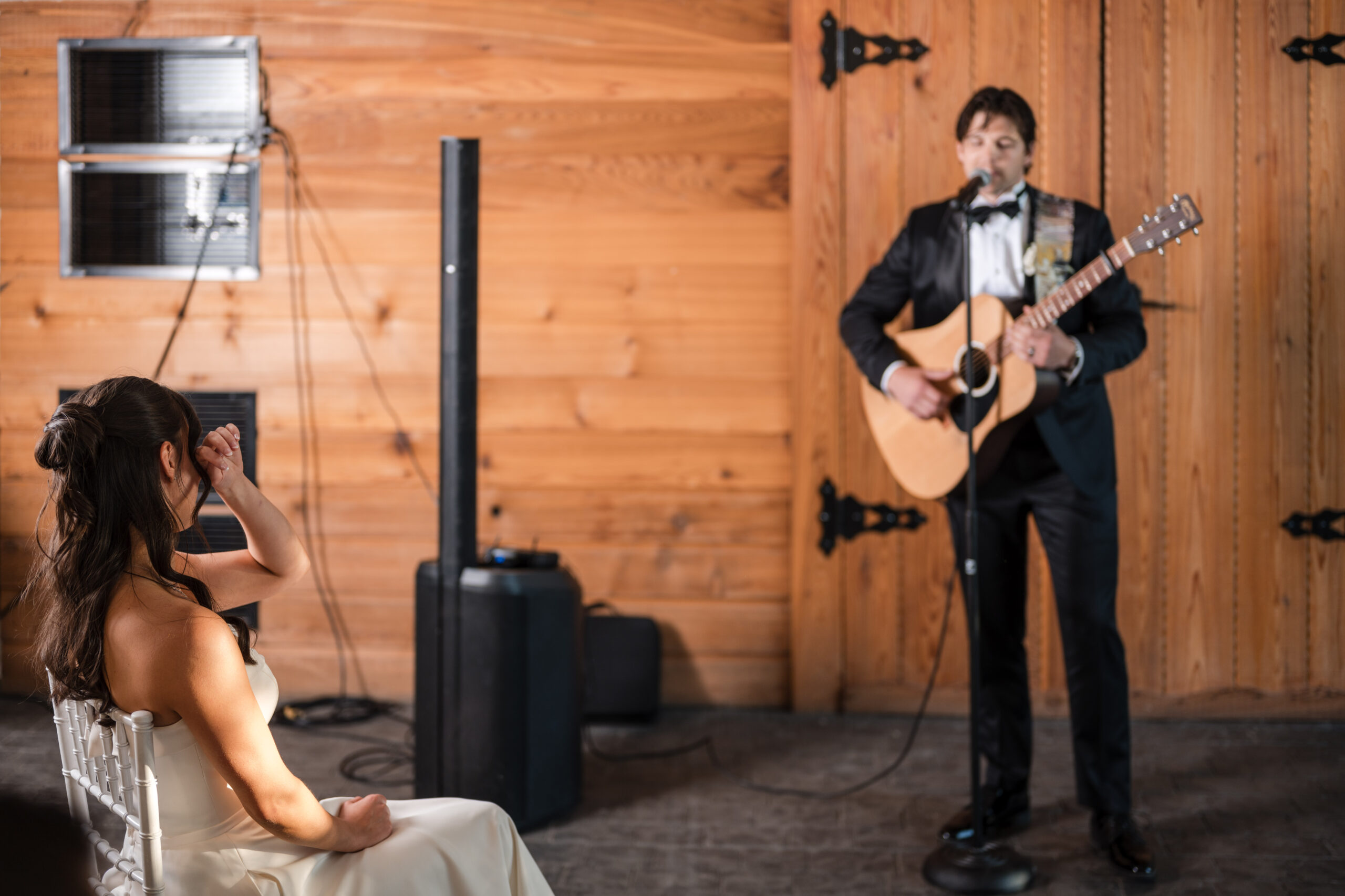 Kelowna Wedding Photographers Memorable and Vibrant Okanagan Photography-34