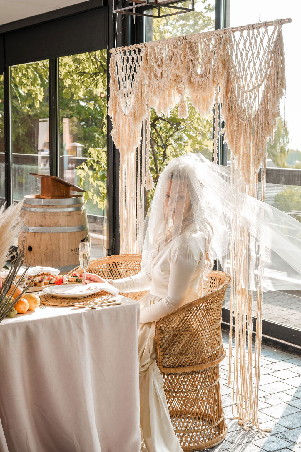 KelownaWeddingPhotographersMemorableandVibrantOkanaganPhotography-172