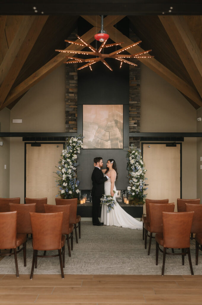 Whimsy-and-Elegance-in-the-Mountains-Lindsay-Fontaine-Photography-Film-5-1022×1536