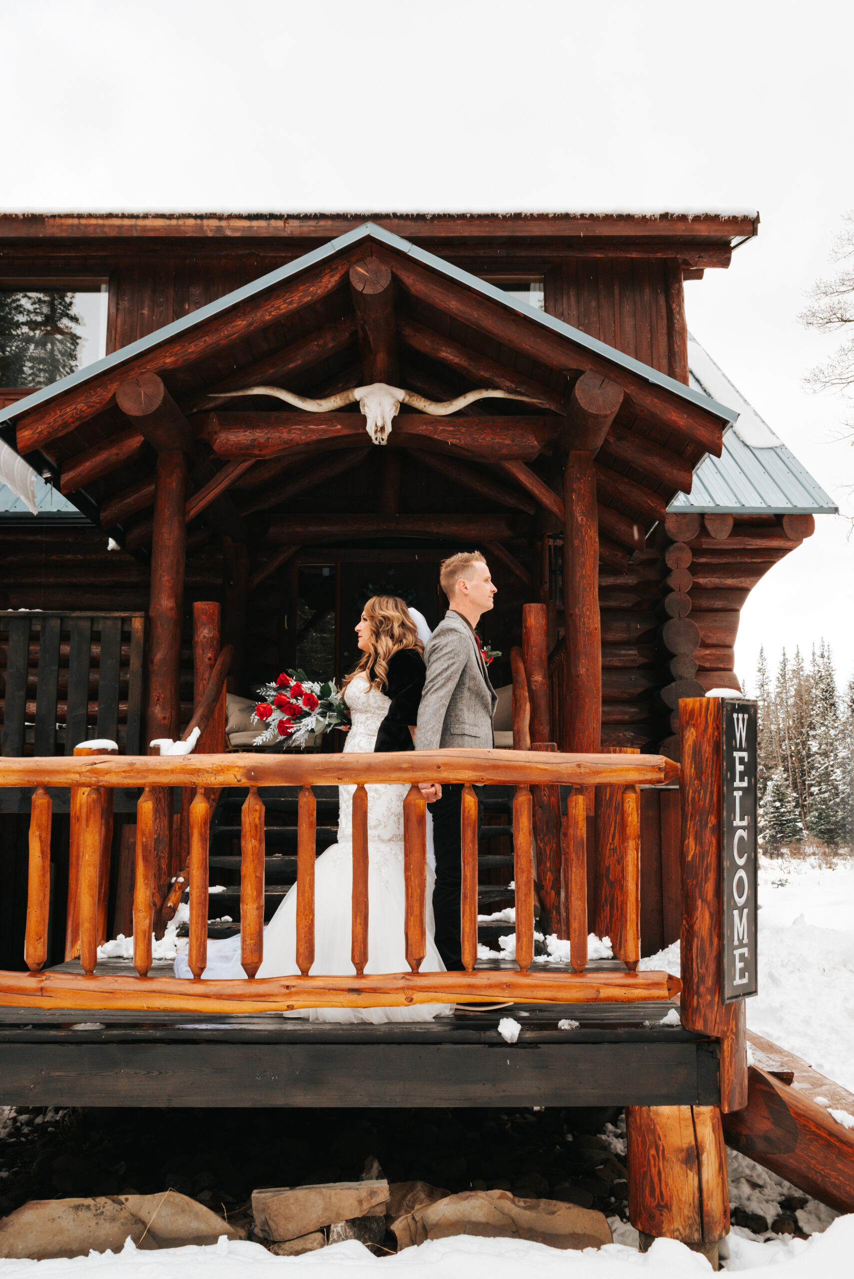 Winter Elopement – Rock Lake Earth Lodge – 10