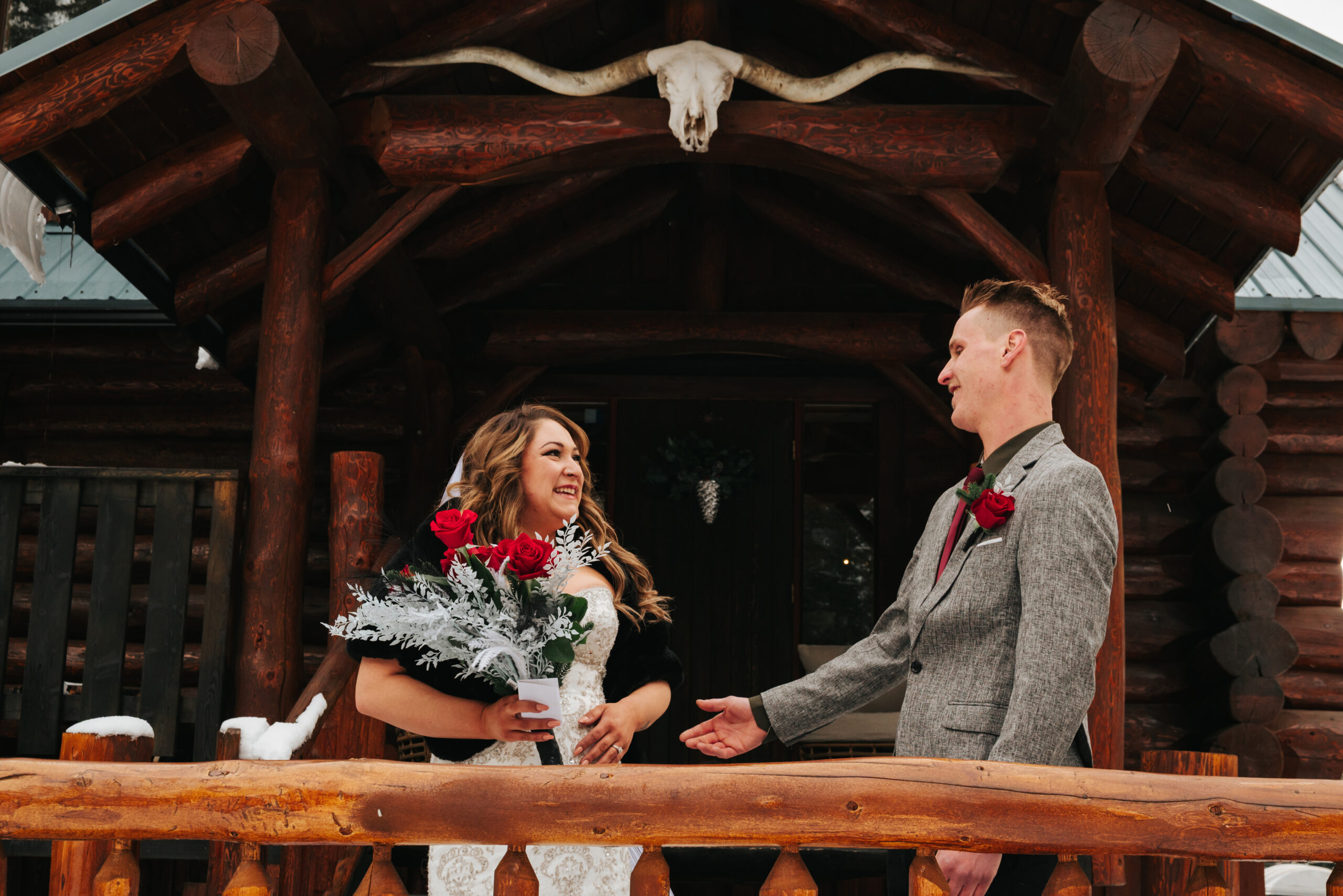 Winter Elopement – Rock Lake Earth Lodge – 12
