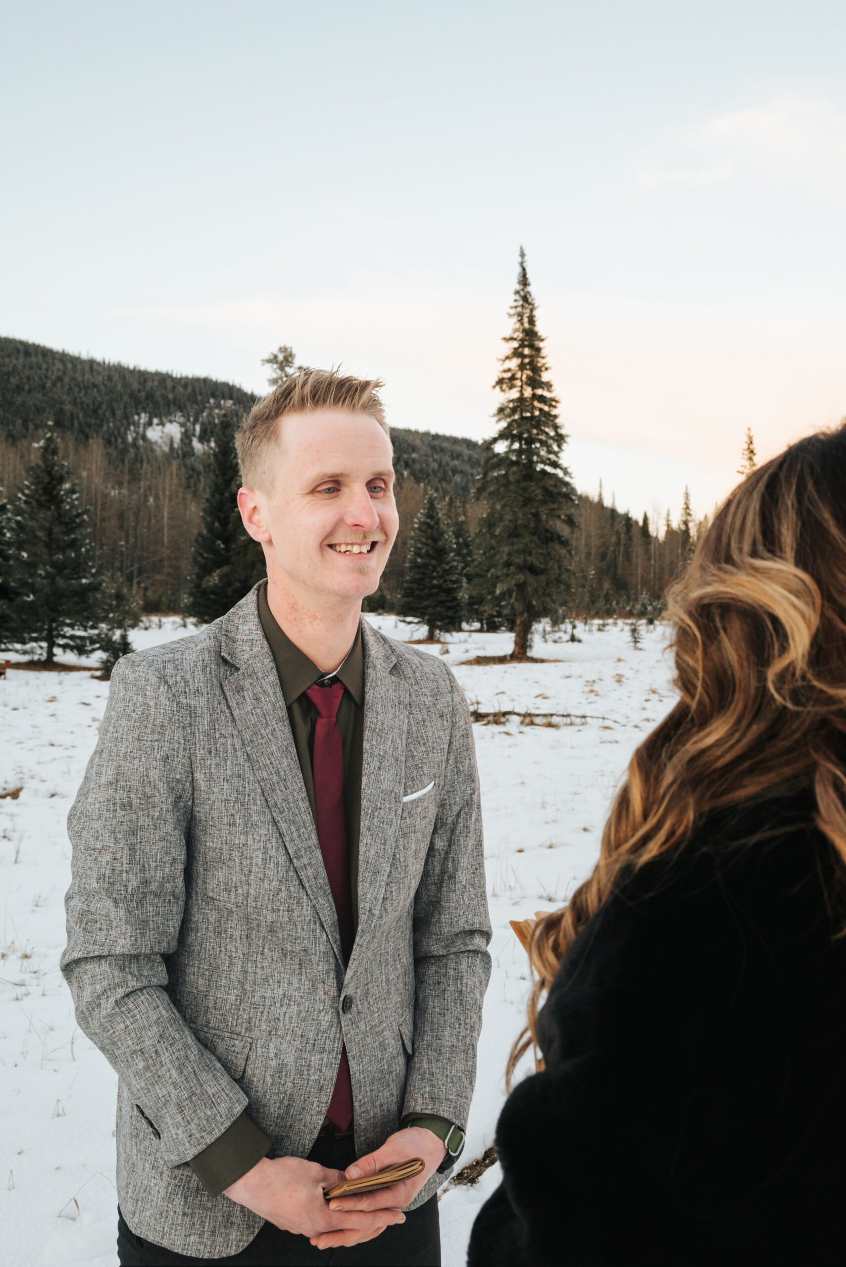 Winter Elopement – Rock Lake Earth Lodge – 20