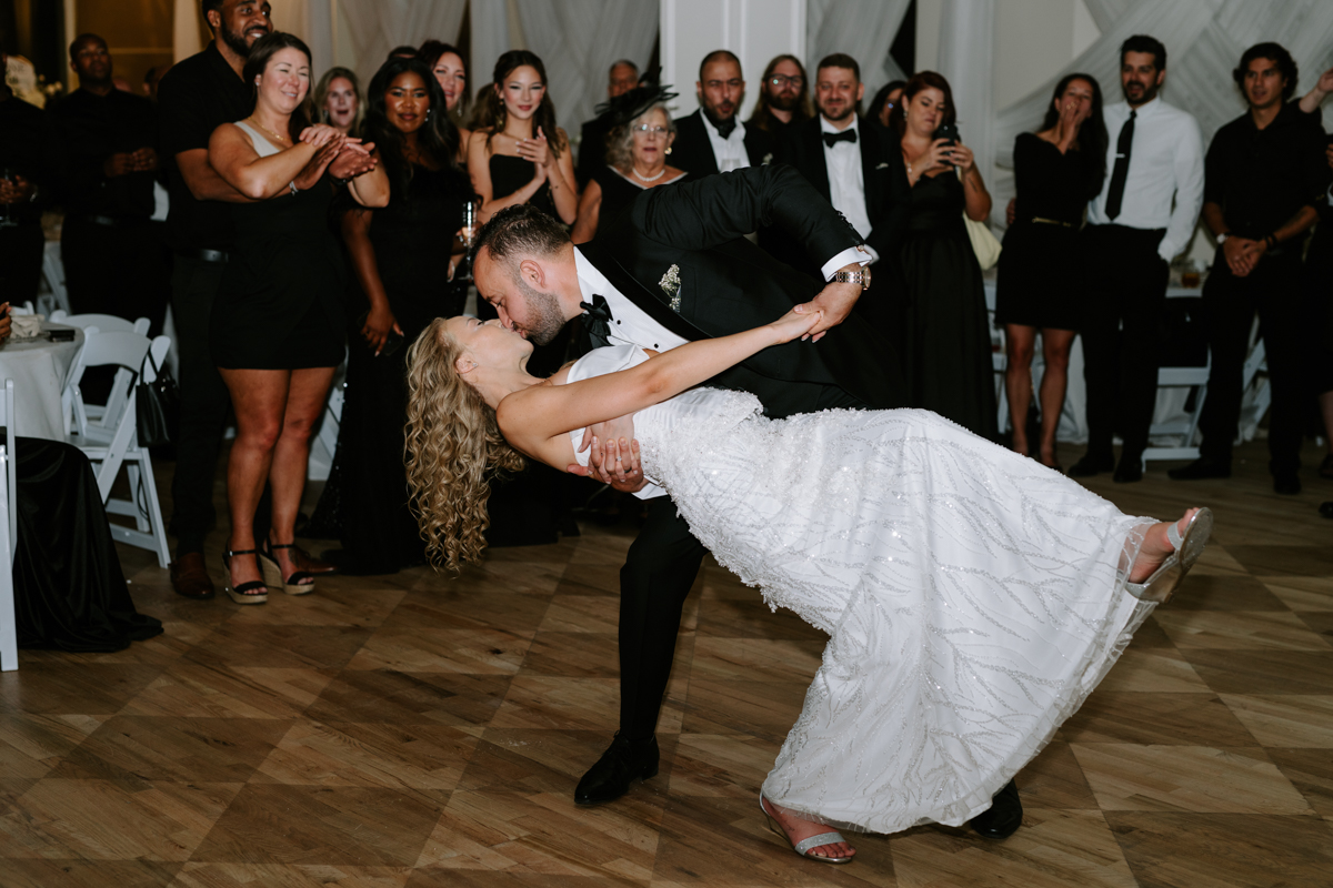 Meaghan-Baxter-Photography-Chic-Rooftop-City-Wedding-39