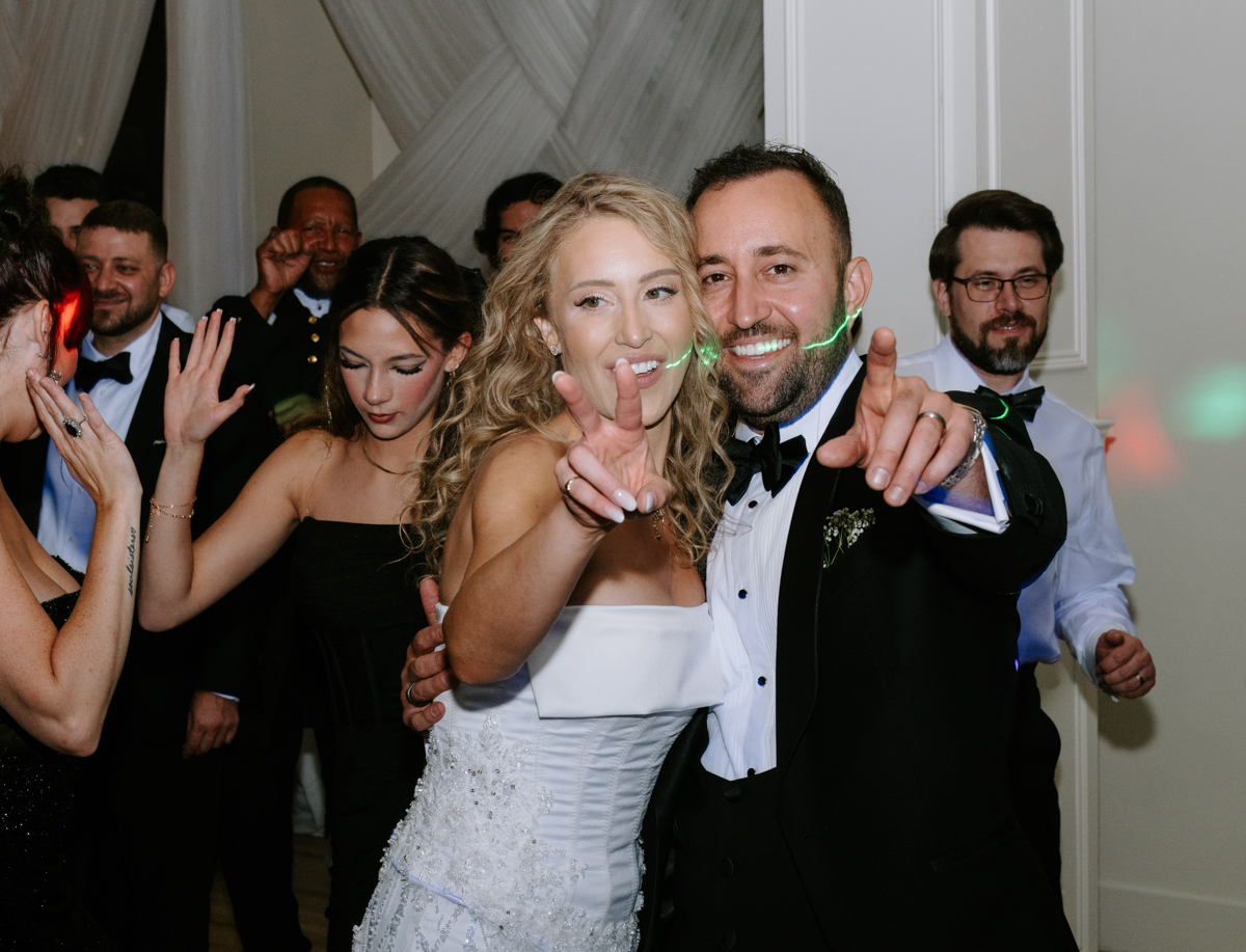 Meaghan-Baxter-Photography-Chic-Rooftop-City-Wedding-40