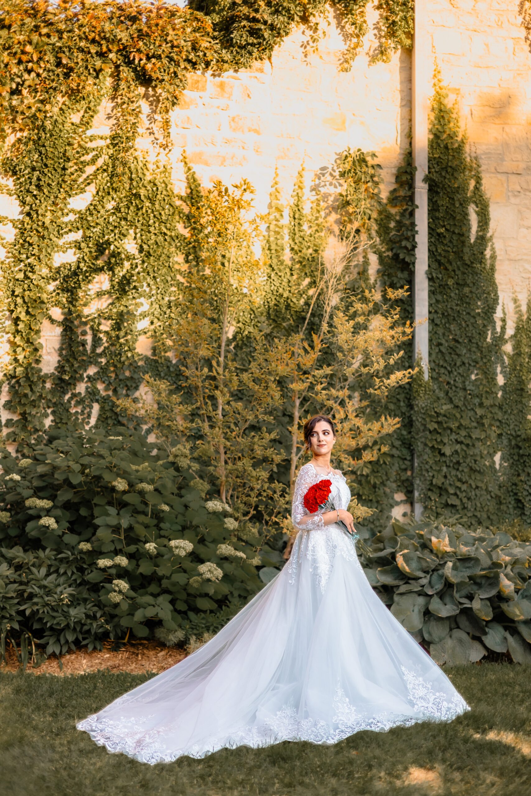 PIXEL SHOT STUDIOS-Editorial-Inspired Wedding with Sage Green Hues and Urban Charm-07