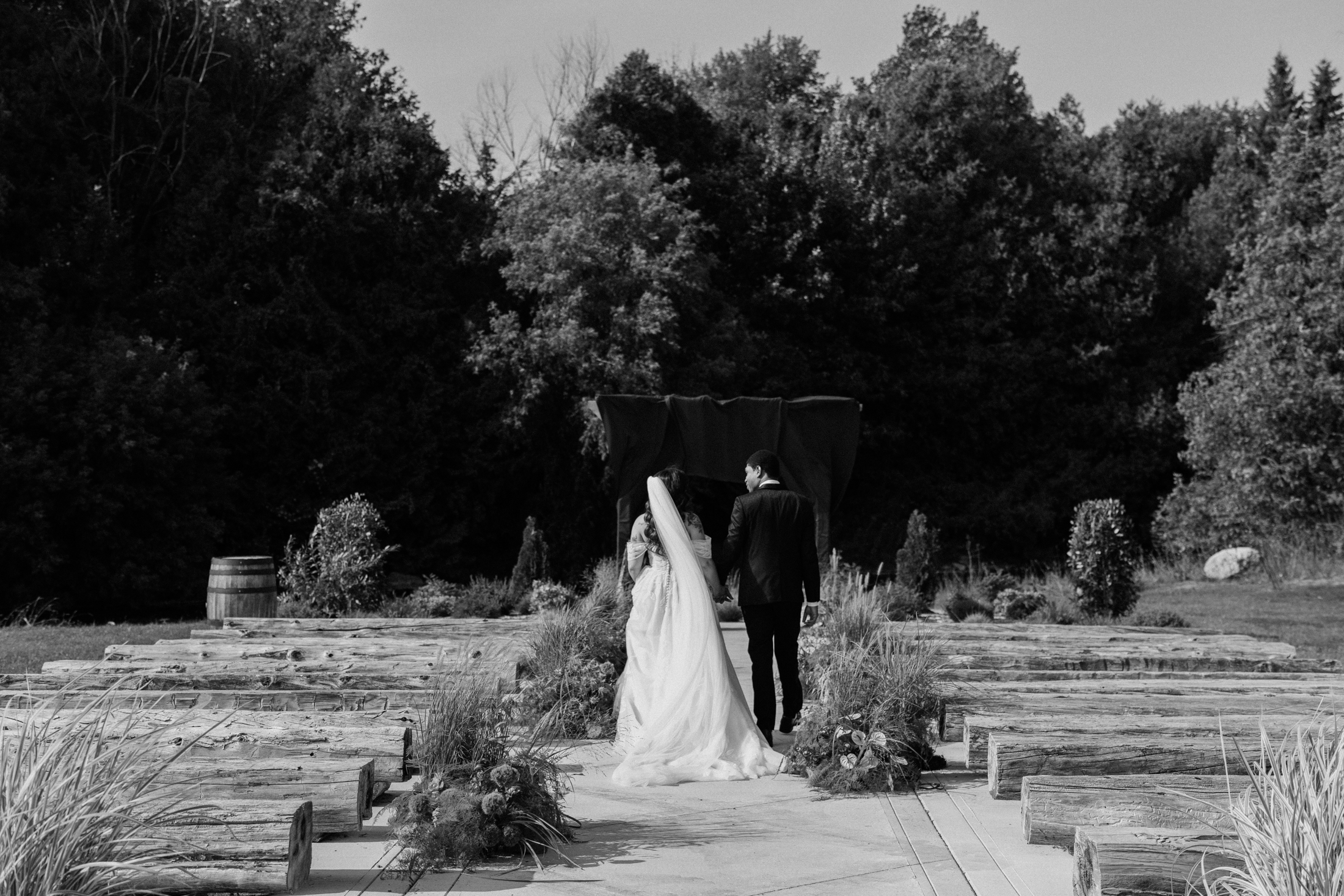 Valerie Doucette Photography – Ottawa, ON Canada – Bleeks and Bergamot – Styled Wedding Session-41