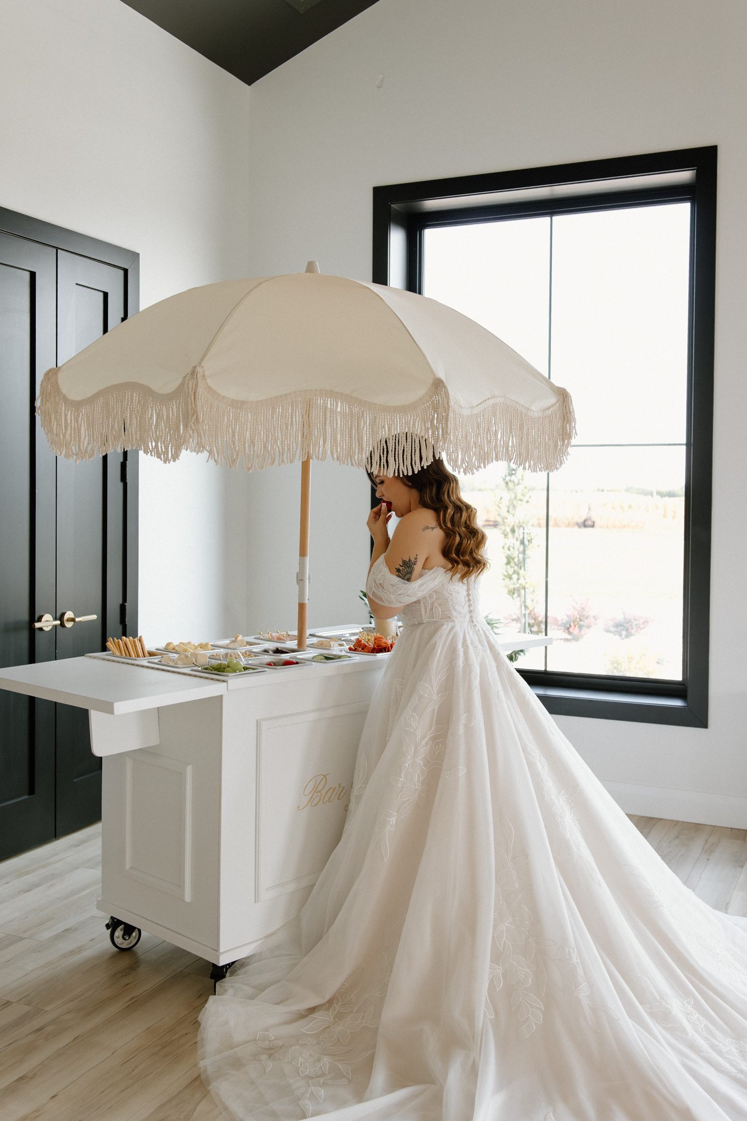 Valerie Doucette Photography – Ottawa, ON Canada – Bleeks and Bergamot – Styled Wedding Session-45