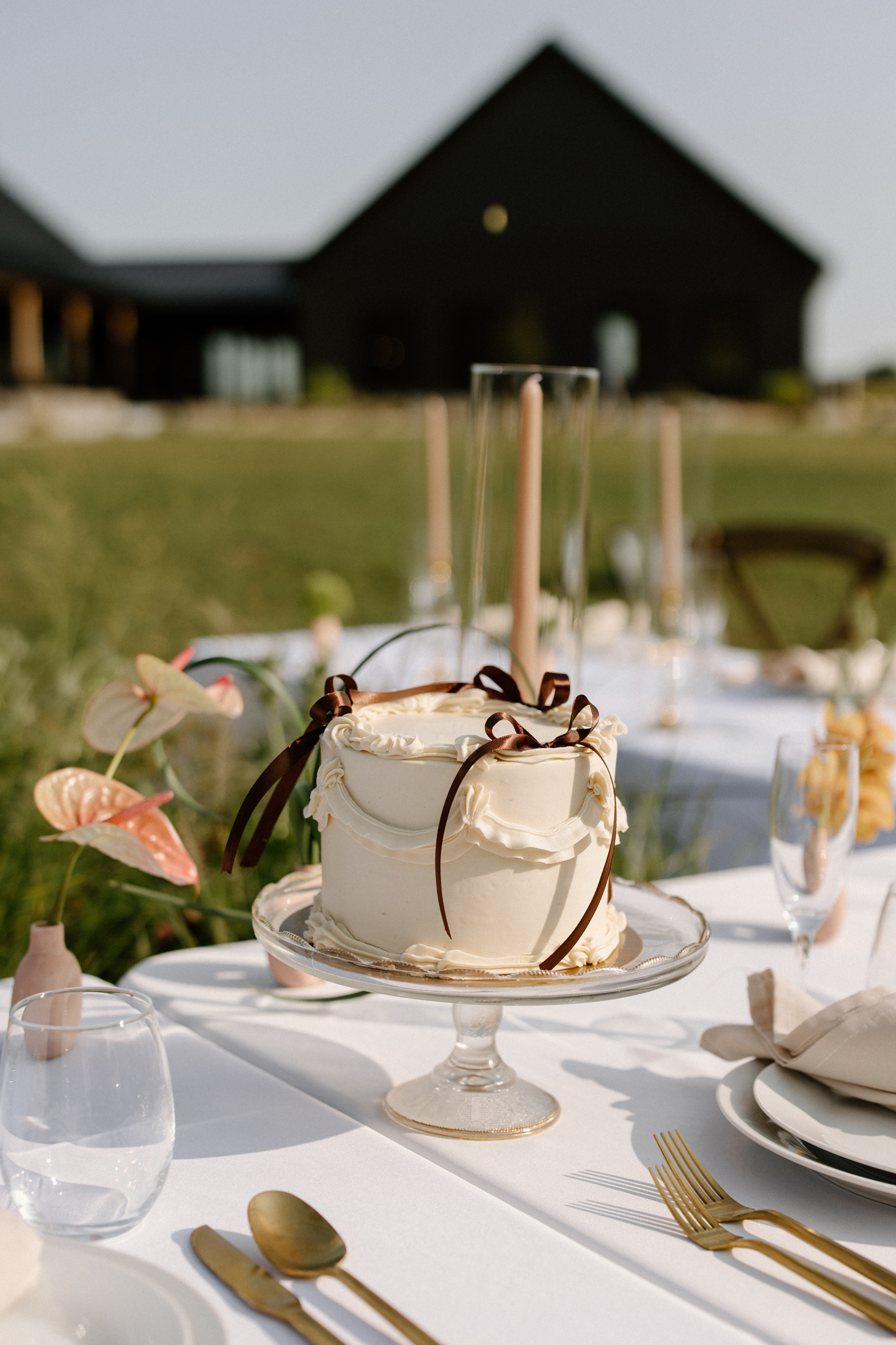 Valerie Doucette Photography – Ottawa, ON Canada – Bleeks and Bergamot – Styled Wedding Session-57