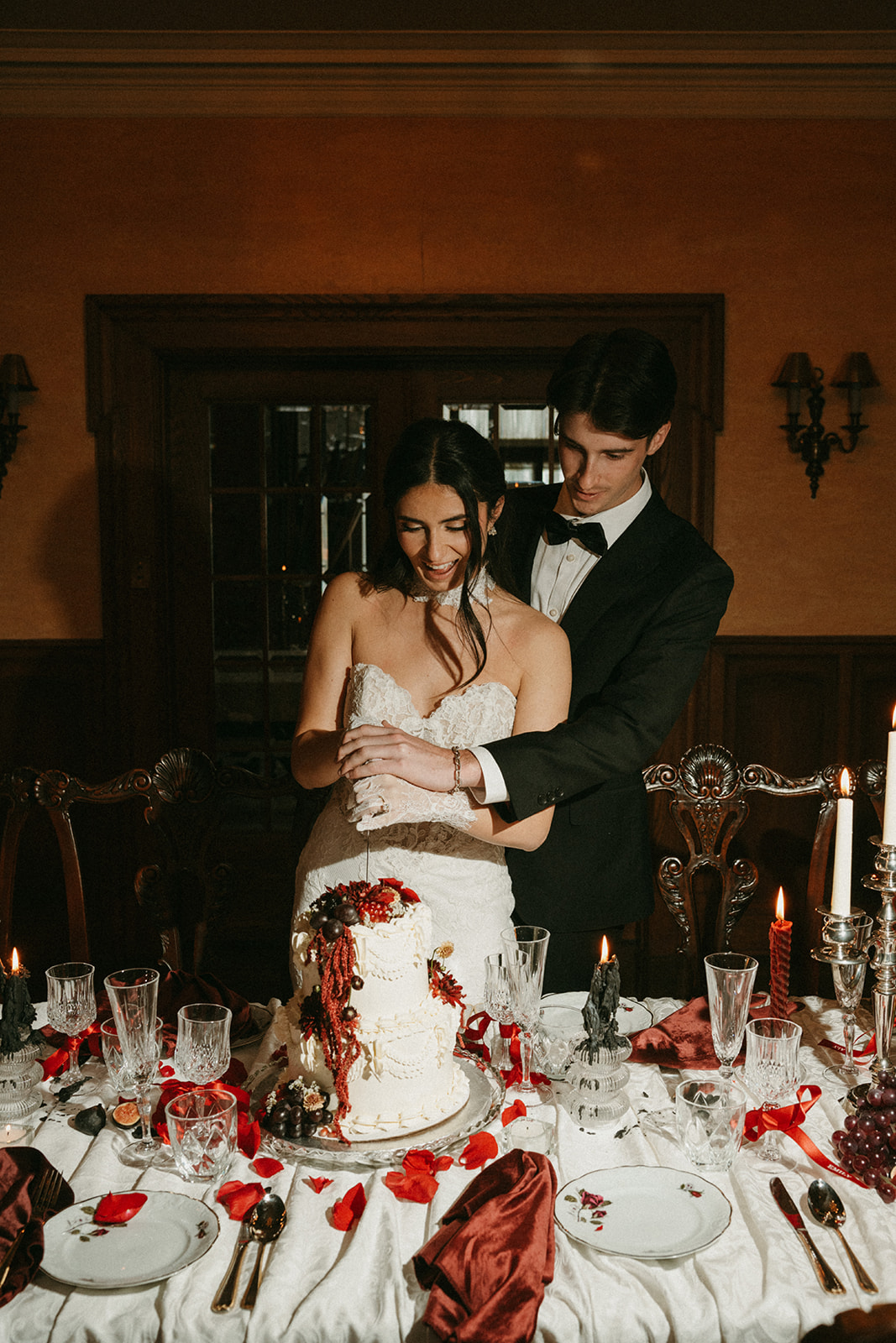 Shared Moments in the Manor