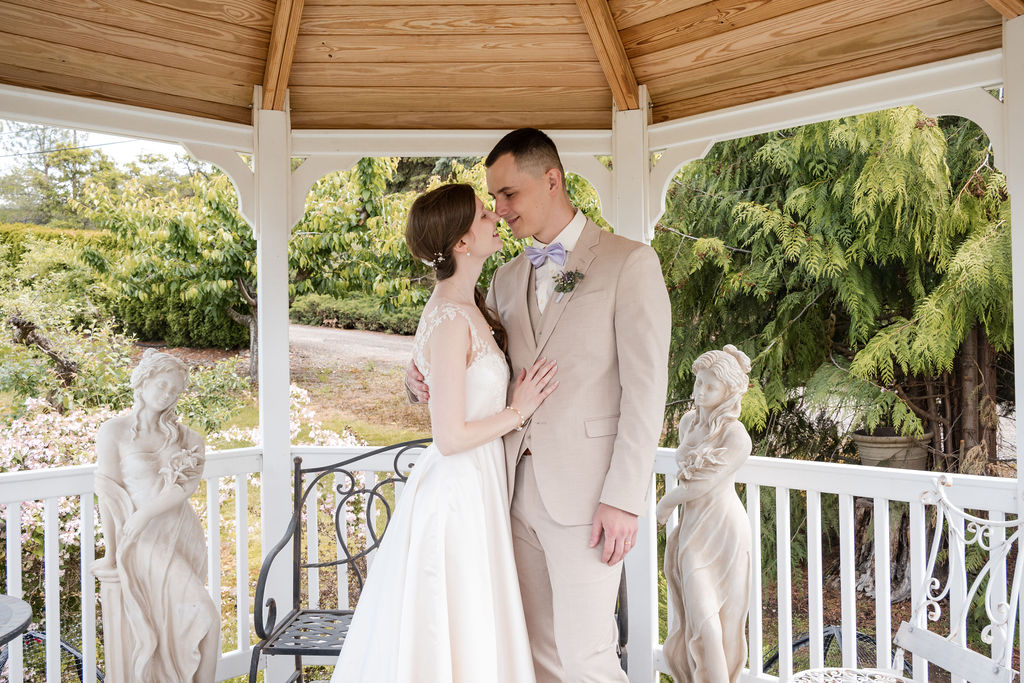 KelownaWeddingPhotographersMemorableandVibrantOkanaganPhotography-254