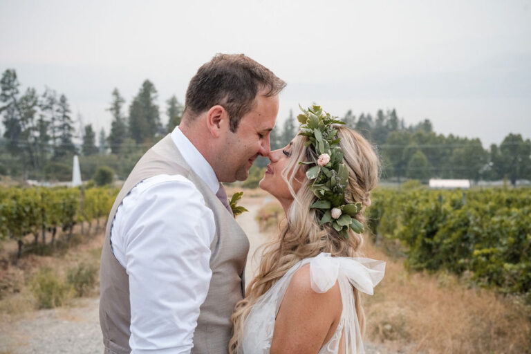 KelownaWeddingPhotographersMemorableandVibrantOkanaganPhotography-511-768×512