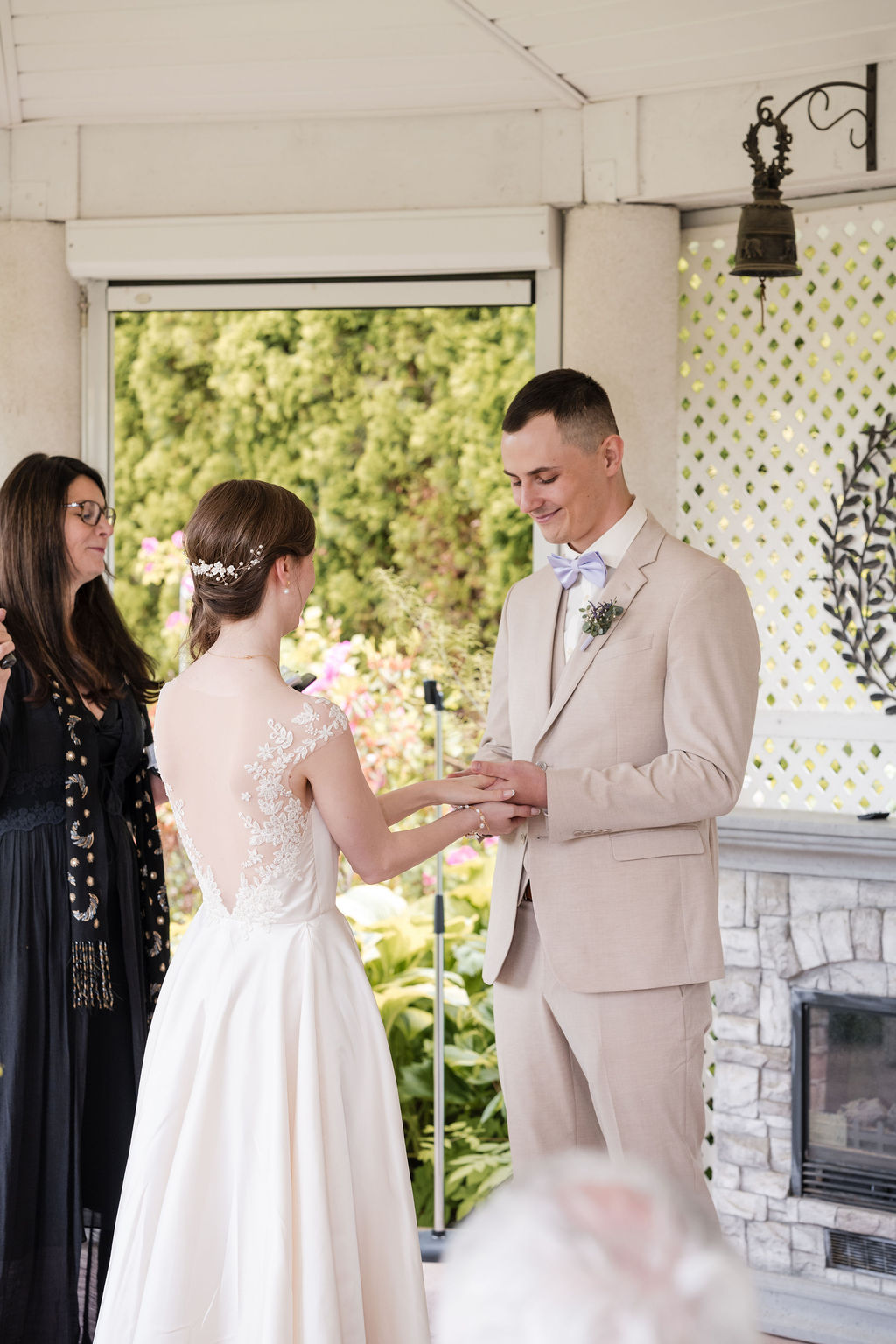 KelownaWeddingPhotographersMemorableandVibrantOkanaganPhotography-54