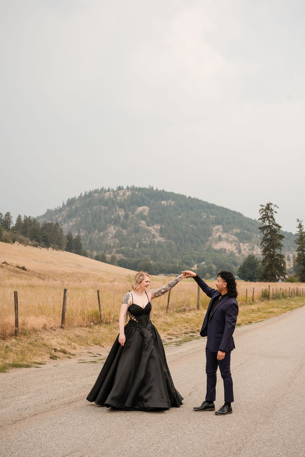 KelownaWeddingPhotographersMemorableandVibrantOkanaganPhotography-139