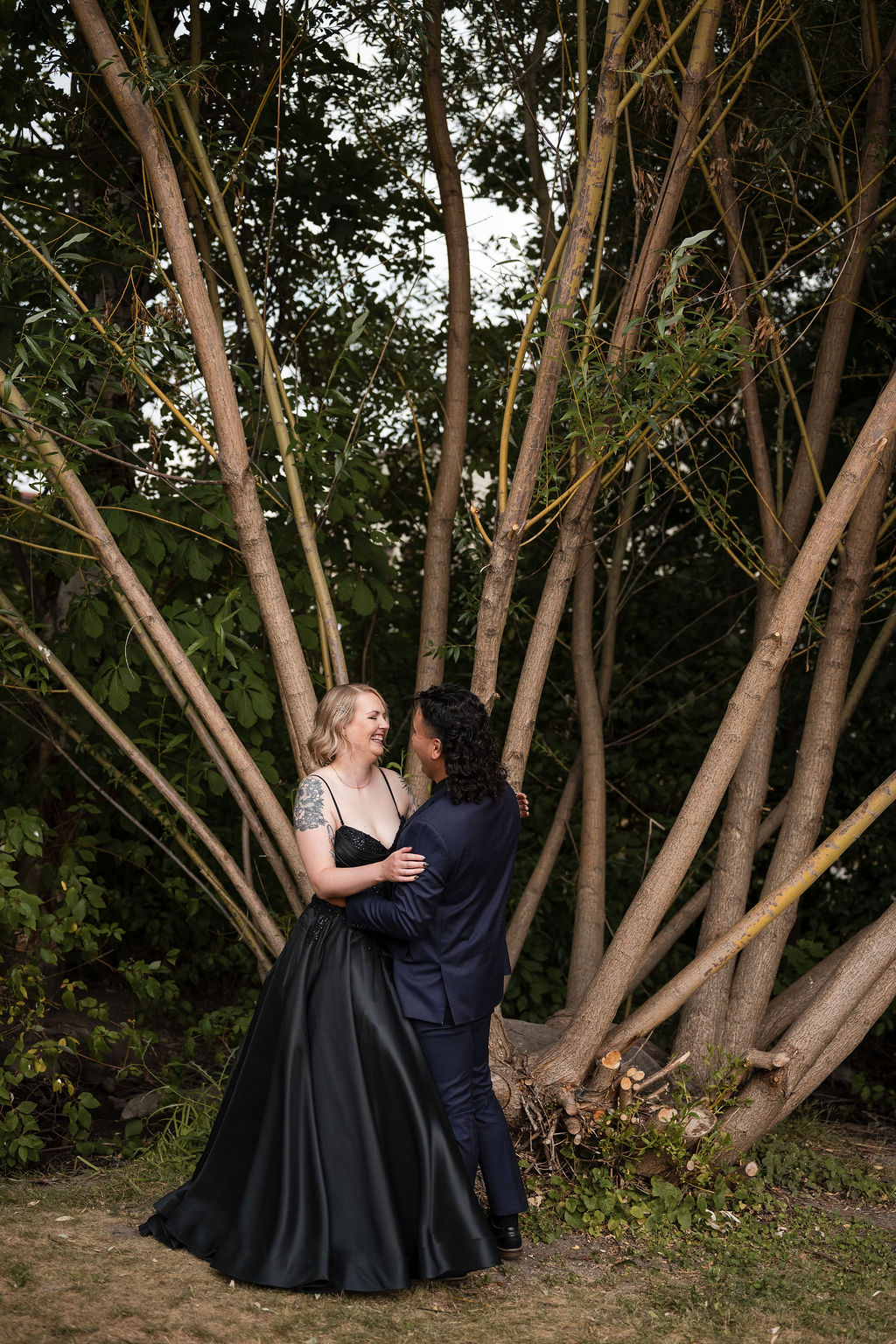 KelownaWeddingPhotographersMemorableandVibrantOkanaganPhotography-209