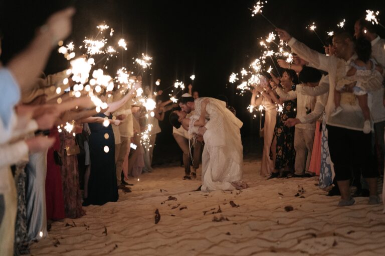 Philippine-Private-Island-Wedding_Mayad-Studios_33-768×512