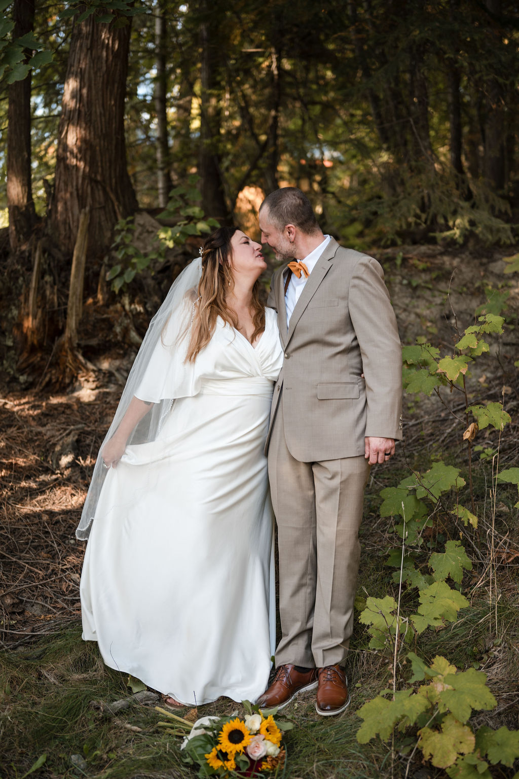 KelownaWeddingPhotographersMemorableandVibrantOkanaganPhotography-109