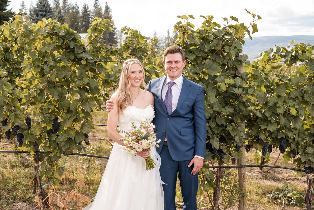 KelownaWeddingPhotographersMemorableandVibrantOkanaganPhotography-131