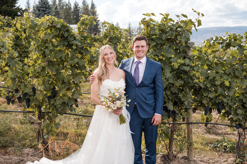KelownaWeddingPhotographersMemorableandVibrantOkanaganPhotography-132