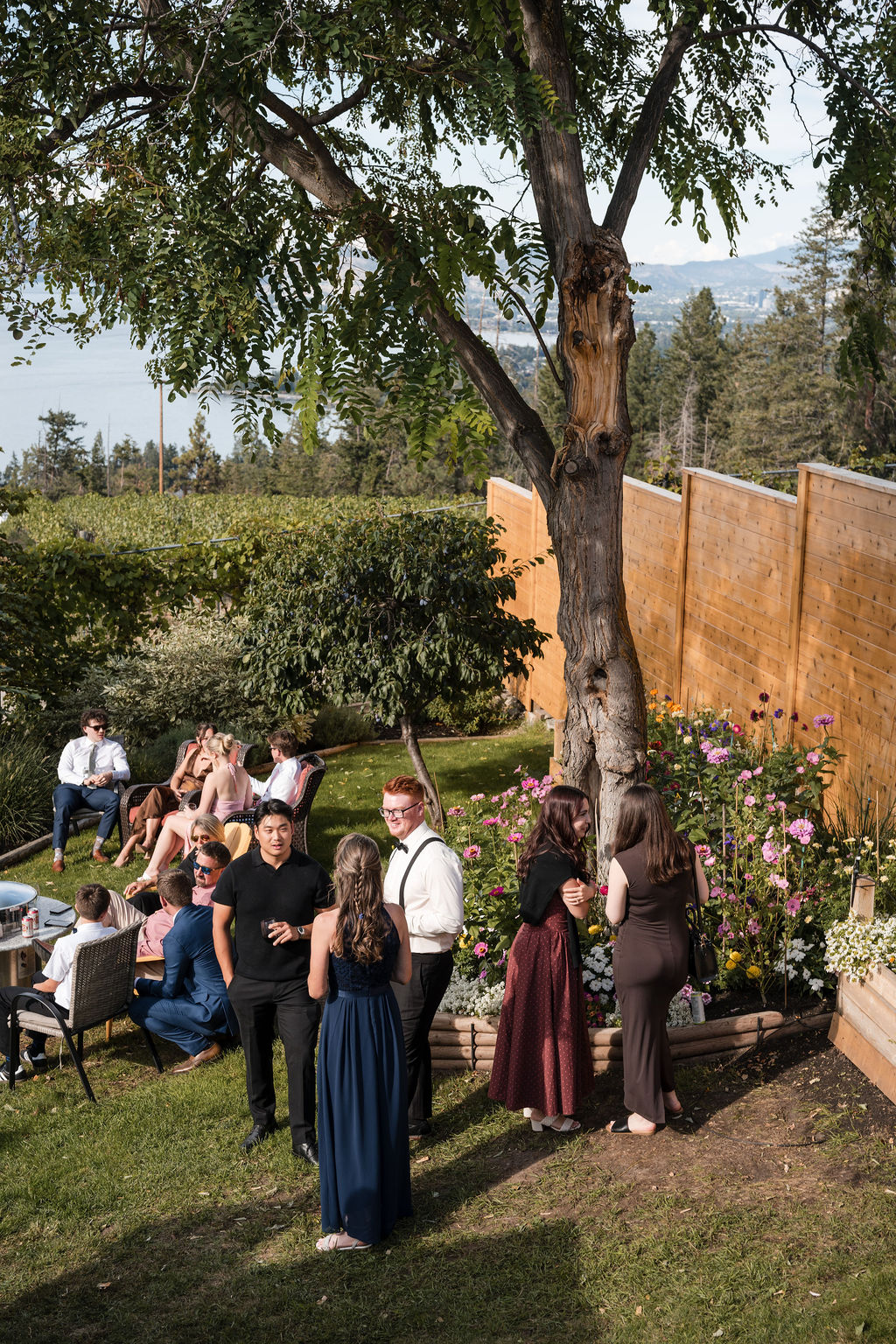 KelownaWeddingPhotographersMemorableandVibrantOkanaganPhotography-266